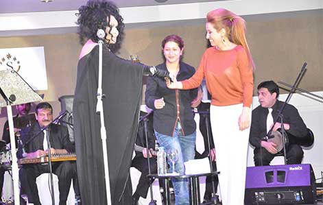 Yıldız Sanatçılar ile Adana'da Konserler